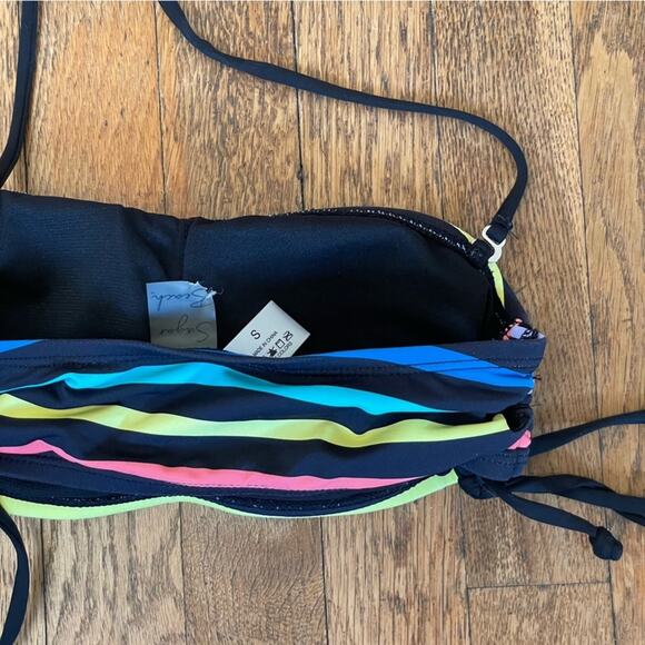 Sugar Beach S Pride rainbow bikini top stripe bow tie padded - Picture 5 of 5